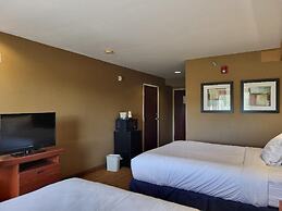 Starkville Inn & Suites