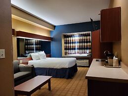 Starkville Inn & Suites