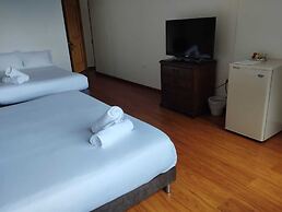 Hotel Loma Encantada