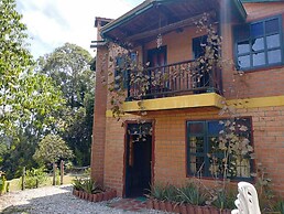 Hotel Loma Encantada