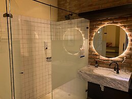 Casa Charlotte Alma Hotels