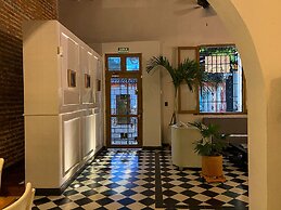 Casa Charlotte Alma Hotels