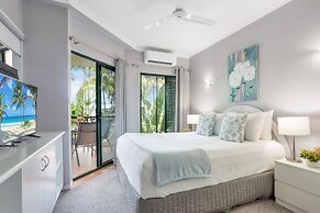 Unique Tropic Escape 111