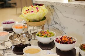 Phu Long Tam Ky Hotel & Restaurant