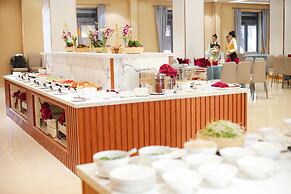 Phu Long Tam Ky Hotel & Restaurant