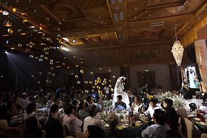 Phu Long Tam Ky Hotel & Restaurant