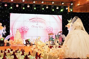 Phu Long Tam Ky Hotel & Restaurant