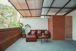 HOSTAL PURA VIDA LA 70