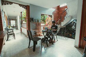 HOSTAL PURA VIDA LA 70