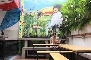 HOSTAL PURA VIDA LA 70