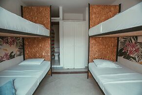 HOSTAL PURA VIDA LA 70