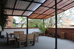 HOSTAL PURA VIDA LA 70