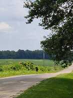 Escape To The Countryside At Black Oak Farm