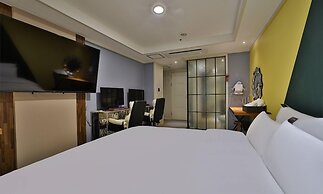 Changwon Sangnamdong Hotel Baba