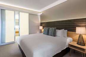 Elysia Wellness Retreat