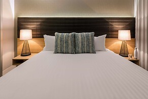 Elysia Wellness Retreat