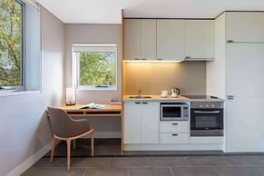 Elysia Wellness Retreat