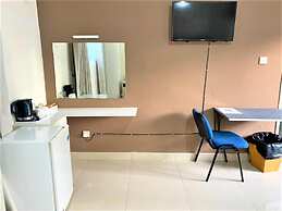 Luxurious Suite With Outdoor Pool - 2171