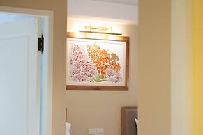 Siri Ratchadamnoen Bangkok Hotel