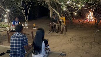 Yala Hotel Lion Air Conditioned Luxury