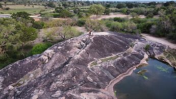 Yala Hotel Lion Air Conditioned Luxury