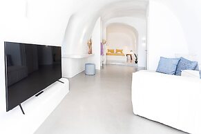 Aristofanis Sunrise Suite