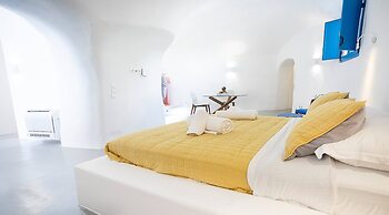 Suite Indoor Jacuzzi and Outdoor Jacuzzi