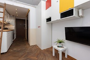 Cozy Studio Praga by Renters