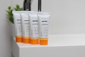 Cozy Studio Praga by Renters