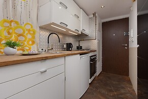 Cozy Studio Praga by Renters