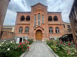 Najaryan’s Family Guest House
