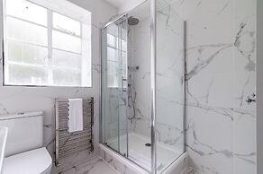 Stylish Kings Cross Flat
