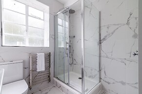 Stylish Kings Cross Flat