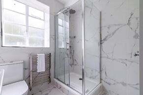 Stylish Kings Cross Flat