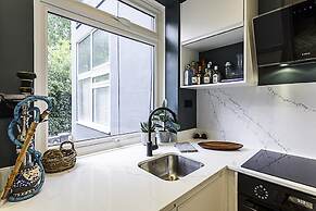 Well-decorated Notting Hill Flat