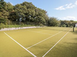 5 Court Cottage, Hillfield Village