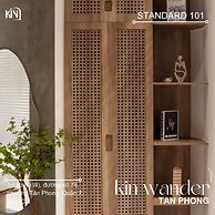 KIN WANDER TÂN PHONG, THE MOONAGE