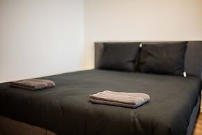 Alphabet Apartments The Hendrik