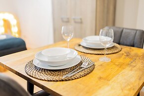 Alphabet Apartments The Hendrik