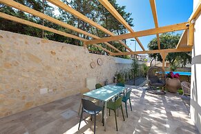 3506 Villa Althea by Barbarhouse