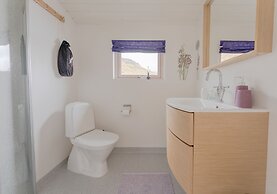 Waterfront Retreat | 2 Br Boathouse