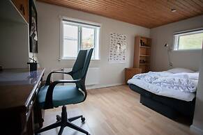 Charming 2Br Apartment, Sea View