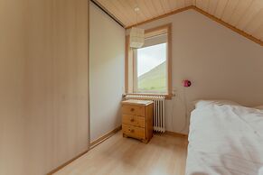 Breathtaking View | 5-Br House | Scenic Village