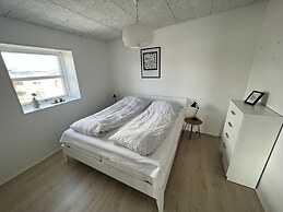 New 2 Br Apt | Ocean View