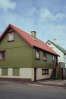 Charming 3 Br Home | Scenic Village | Nature