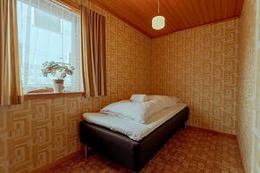 Charming 3 Br Home | Scenic Village | Nature