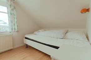 Lovely 4-Br House | Sea View | Nature