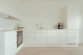 Nordic Swan Aparthotel | Seaview| Stunning 2Br Apt