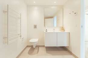 Nordic Swan Aparthotel | Seaview| Stunning 2Br Apt