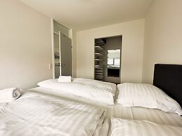 Stunning 1-Bedroom Apt With Breathtaking Scenery